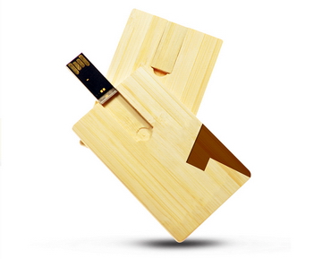 Memoria USB en forma de tarjeta madera